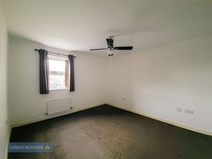 Bedroom- click for photo gallery